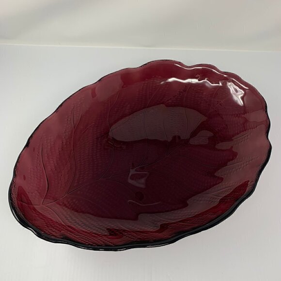 Vintage Purple Glass Platter Leaf Art Glass Serving Platter Charcuterie - Picture 7 of 10